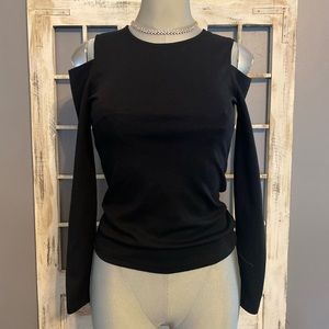 Open shoulder woman’s size small